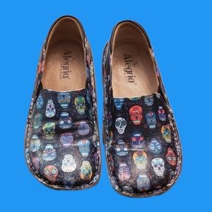Alegria Deb-484 Skulls Clogs Ladies Shoes